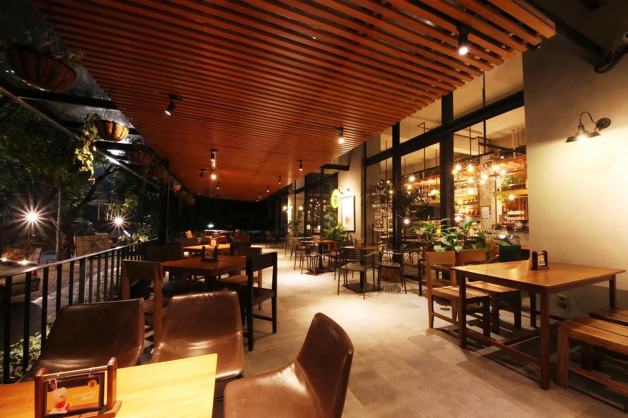 Hotel Hay Bandung Esterno foto